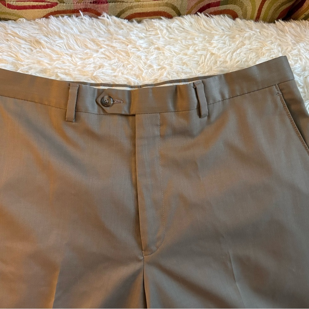 Jos. A. Bank Men's Khaki Chinos - Light Brown/Tan